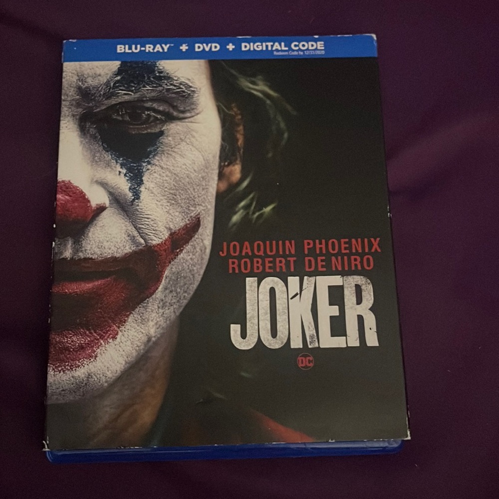 Joker Blu-ray and dvd combo